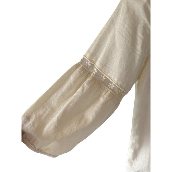 Old Navy Embroidered Cream Tunic Dress XS Lace Trim Keyhole Back Boho Casual - Picture 4 of 7